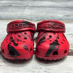 Crocs Kids' Marbled Classic Clog Red/Black Size C-4